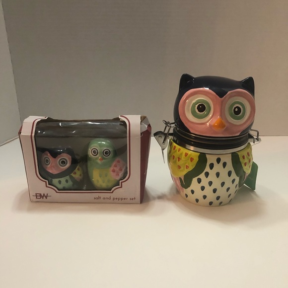 Other - Owl salt and pepper shaker plus jar